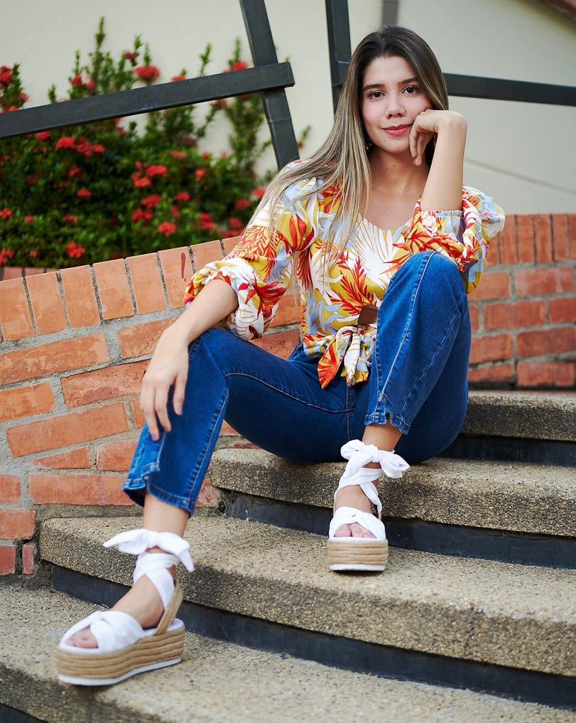 BLUSA MANGA LARGA HOJAS AZUL