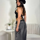 Top Cuerina Halter Taches Negro Bordado