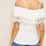 TOP RIBETE CON ENCAJE DE HOMBROS BLANCO